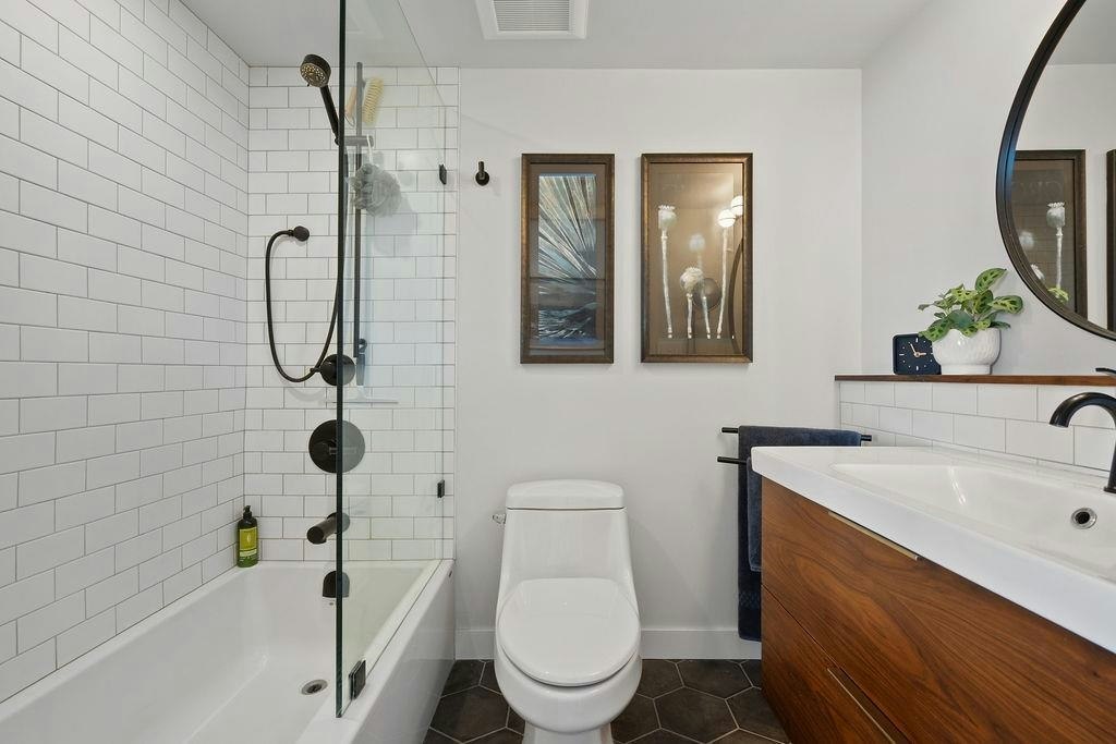 701-140 E Keith Road, North Vancouver, BC, V7L 4M9 - 16