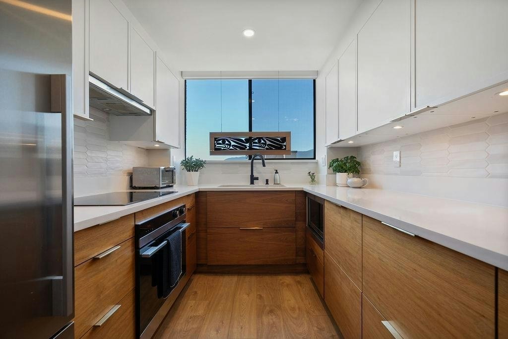 701-140 E Keith Road, North Vancouver, BC, V7L 4M9 - 11