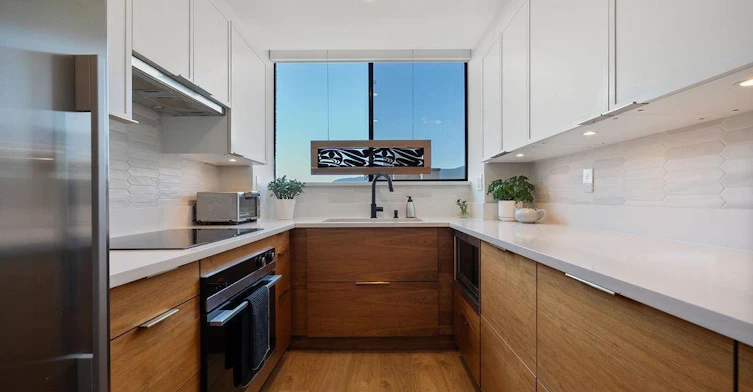 701-140 E Keith Road, North Vancouver, BC, V7L 4M9 - 11