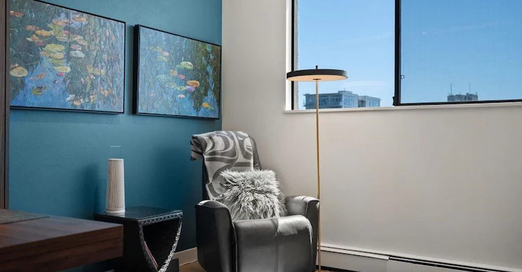 701-140 E Keith Road, North Vancouver, BC, V7L 4M9 - 15