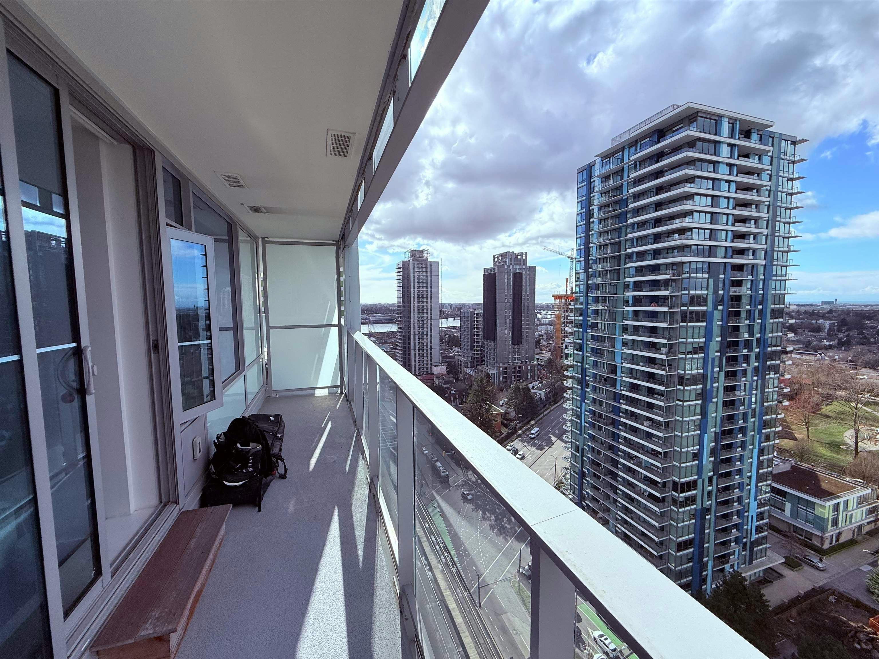 2309-8131 Nunavut Lane, Vancouver, BC, V5X 0E2 - 8