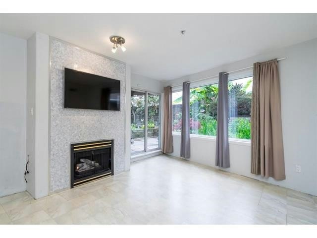 1119 Vidal Street, Surrey, BC, V4B 3T4 - 4