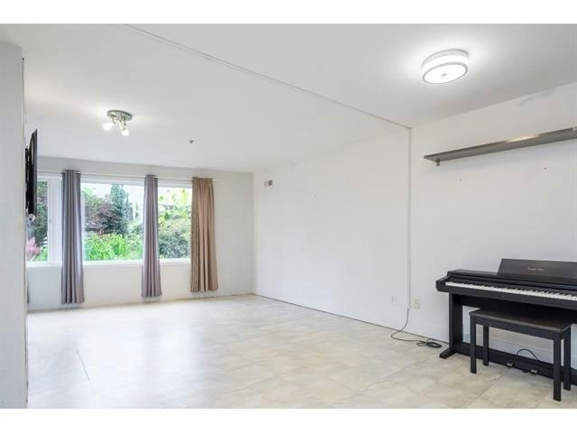 1119 Vidal Street, Surrey, BC, V4B 3T4 - 3