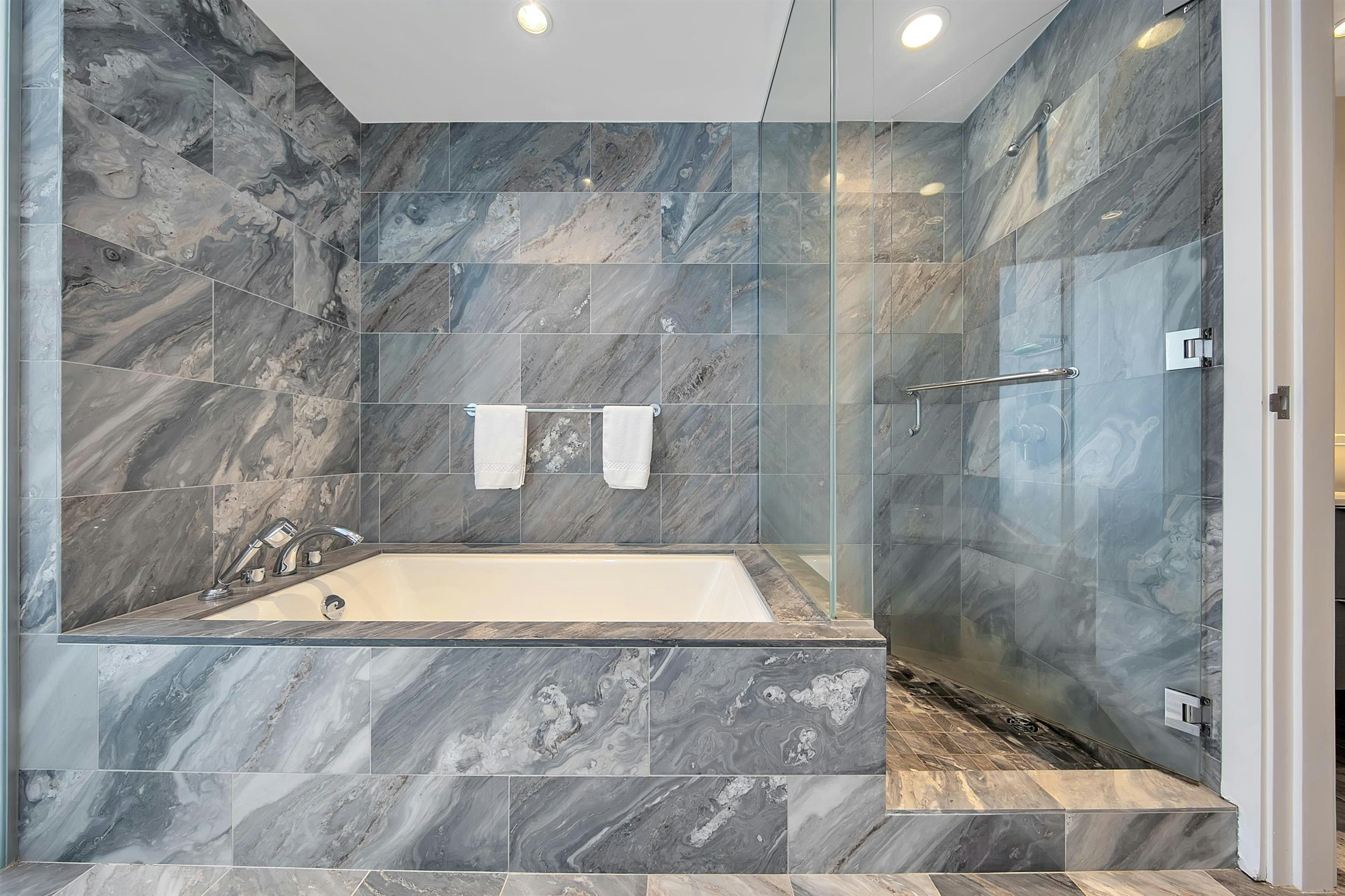 2504-1111 Alberni Street, Vancouver, BC, V6E 4V2 - 16