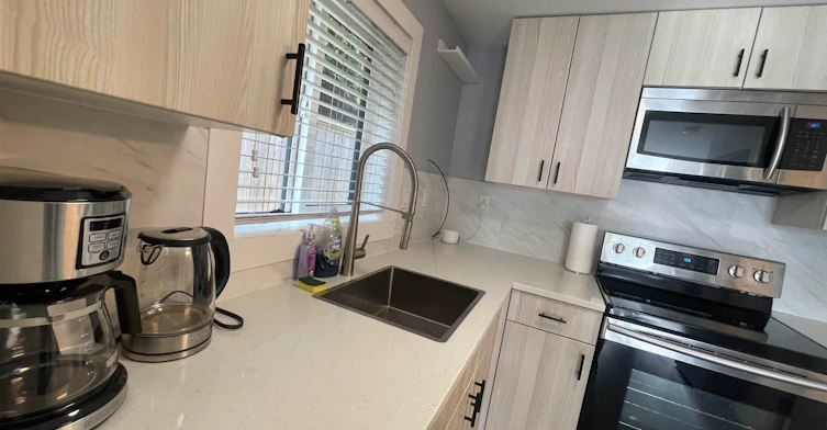 3124 Graveley Street Vancouver Street, Vancouver, BC, V5K 3K6 - 2