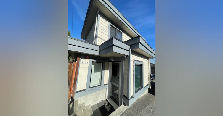 3124 Graveley Street Vancouver Street, Vancouver, BC, V5K 3K6 - 12