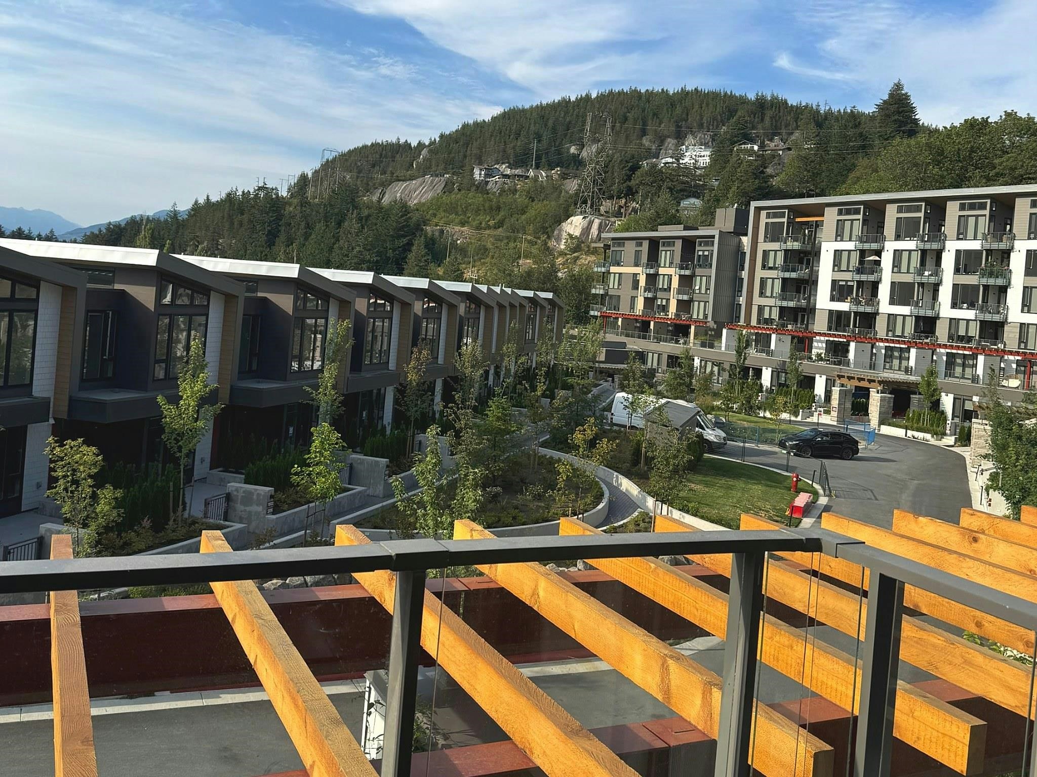 319-1500 Scott Crescent - 2