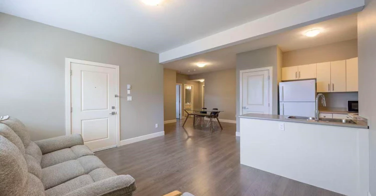 1000 Strawline Hill Street, Coquitlam, BC, V3E 3H2 - 4