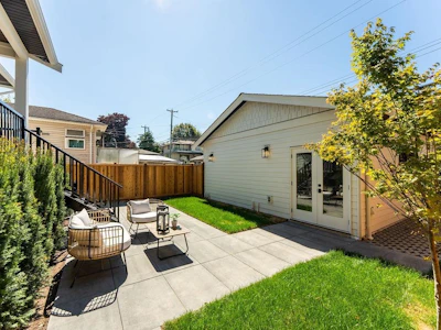 2598 E 16th Avenue - 2