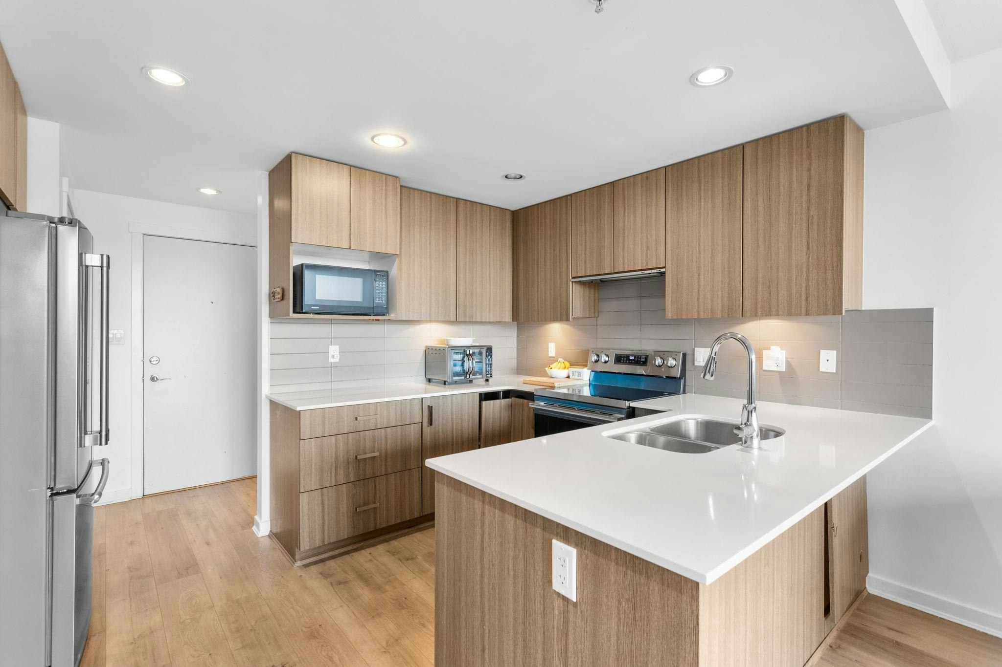 602-125 Columbia Street - 5
