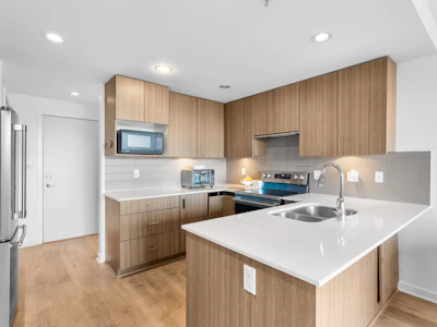 602-125 Columbia Street - 5