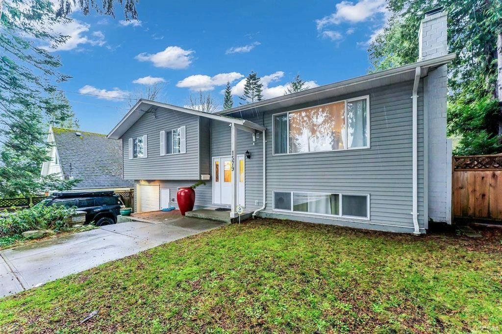 1579 136 Street, Surrey, BC, V4A 5H3