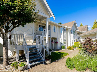 206-9109 154 Street - 2