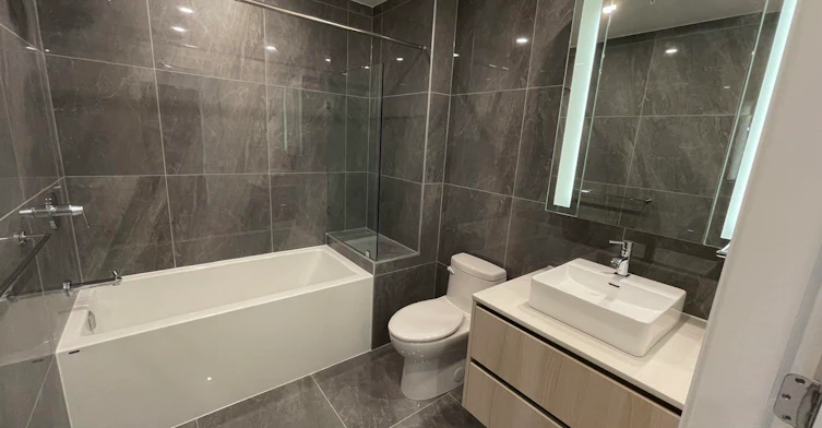 5333 Goring Street, Burnaby, BC, V5B 0B6 - 7