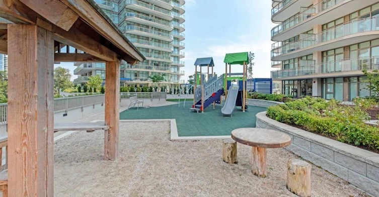 5333 Goring Street, Burnaby, BC, V5B 0B6 - 12