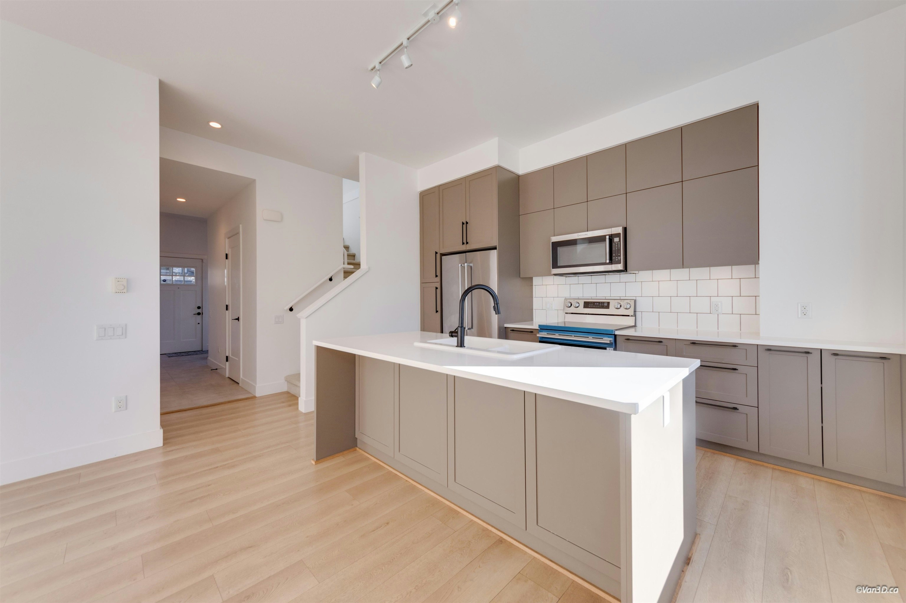 31-1221 Rocklin Street - 4
