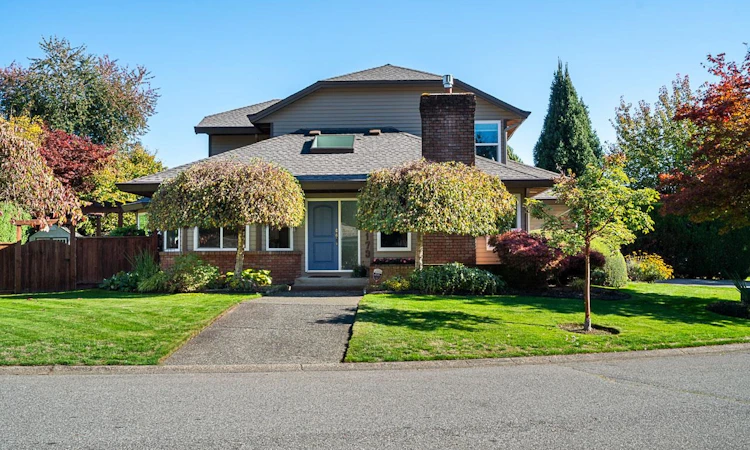 16173 Brookside Grove