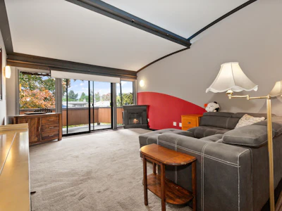 213-46210 Chilliwack Central Road - 2