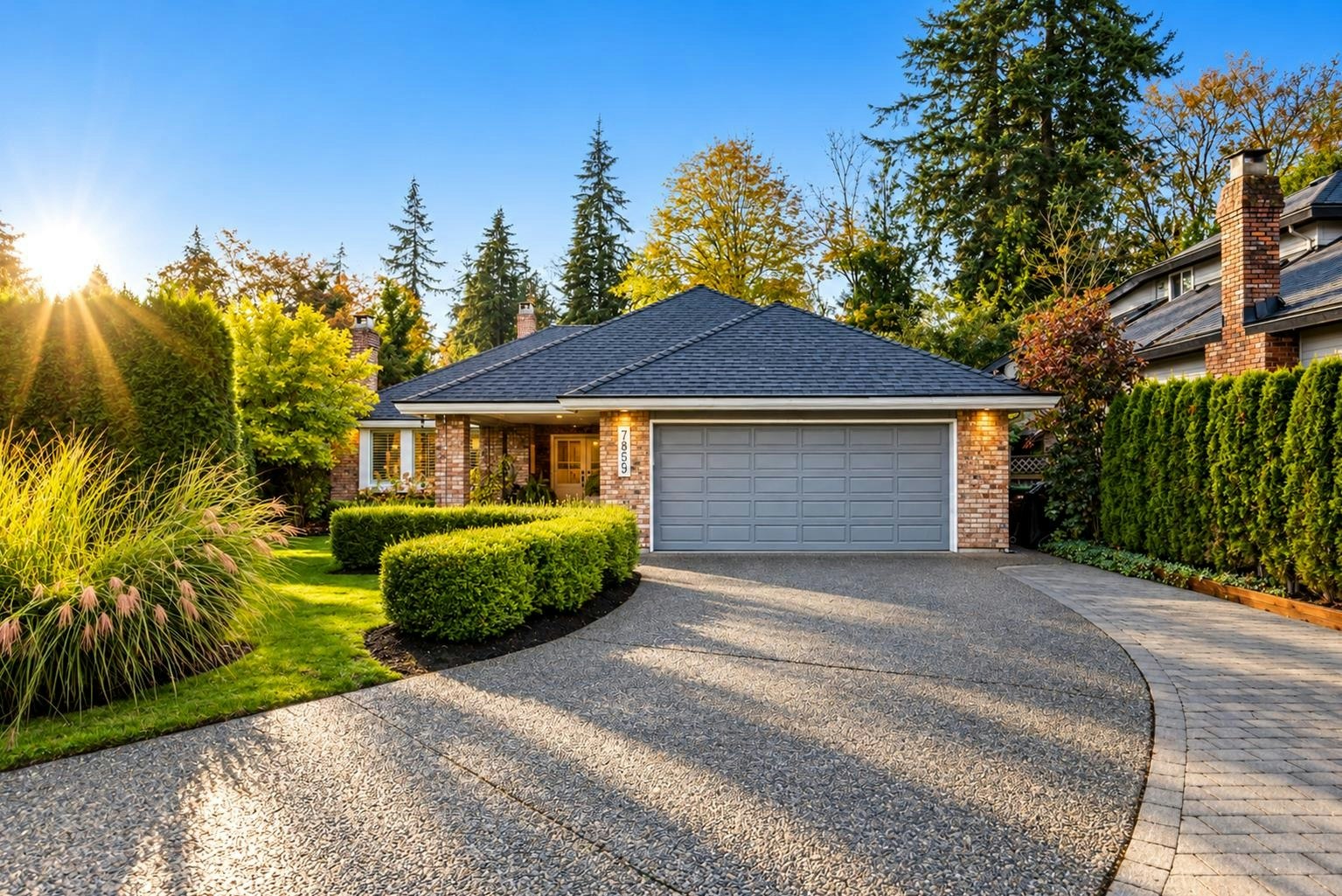 7859 162b Street, Surrey, BC, V4N 0M8