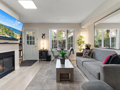 8-20540 66 Avenue - 5