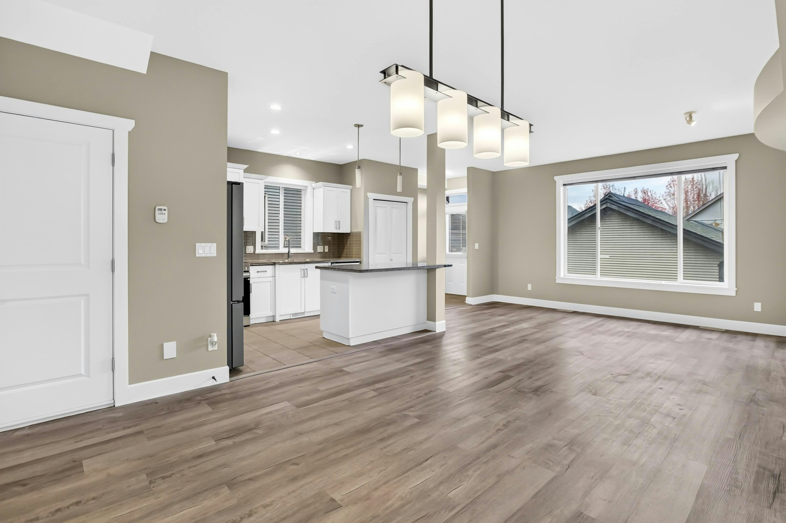 21117 79a Avenue - 3