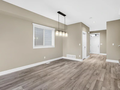 21117 79a Avenue - 4