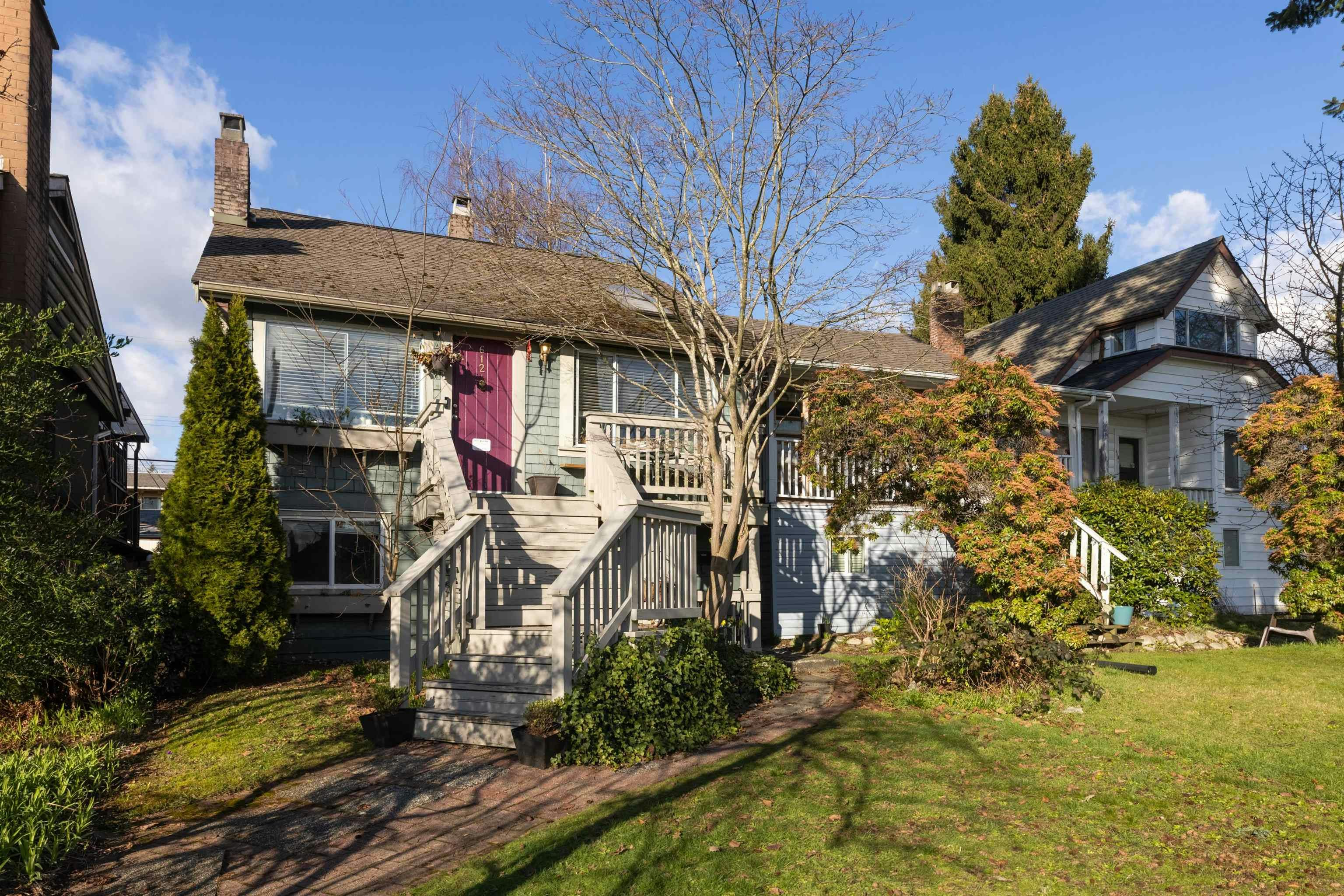 612 E 4th Street, North Vancouver, BC, V7L 1J8