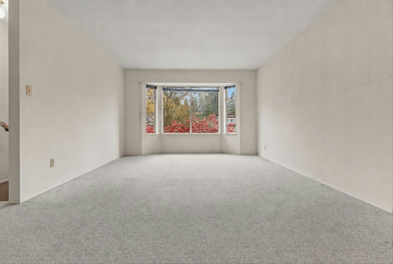 15643 98 Avenue - 4