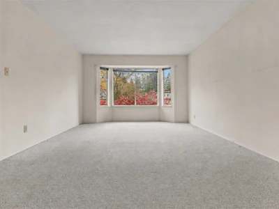 15643 98 Avenue - 4