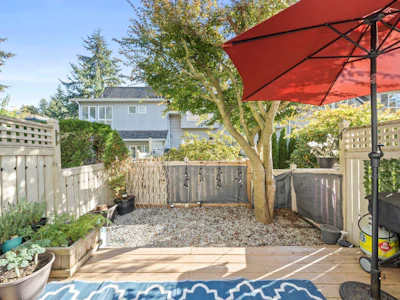 13-8844 208 Street - 2