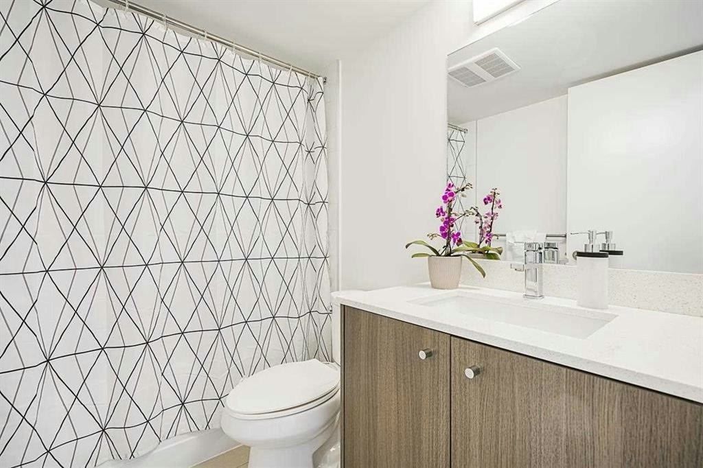 1XX-10688 140 Street, Surrey, BC, V3T 0M6 - 6