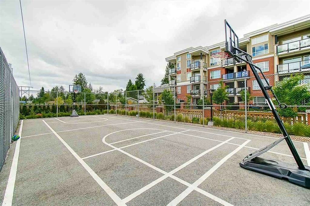1XX-10688 140 Street, Surrey, BC, V3T 0M6 - 10