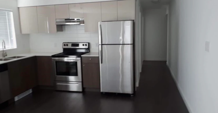 1XX-10688 140 Street, Surrey, BC, V3T 0M6 - 5