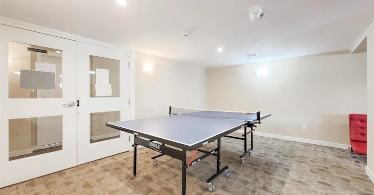 1XX-10688 140 Street, Surrey, BC, V3T 0M6 - 4