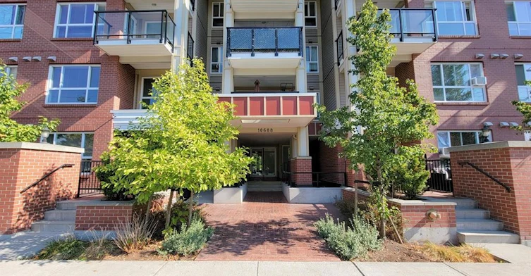 1XX-10688 140 Street, Surrey, BC, V3T 0M6
