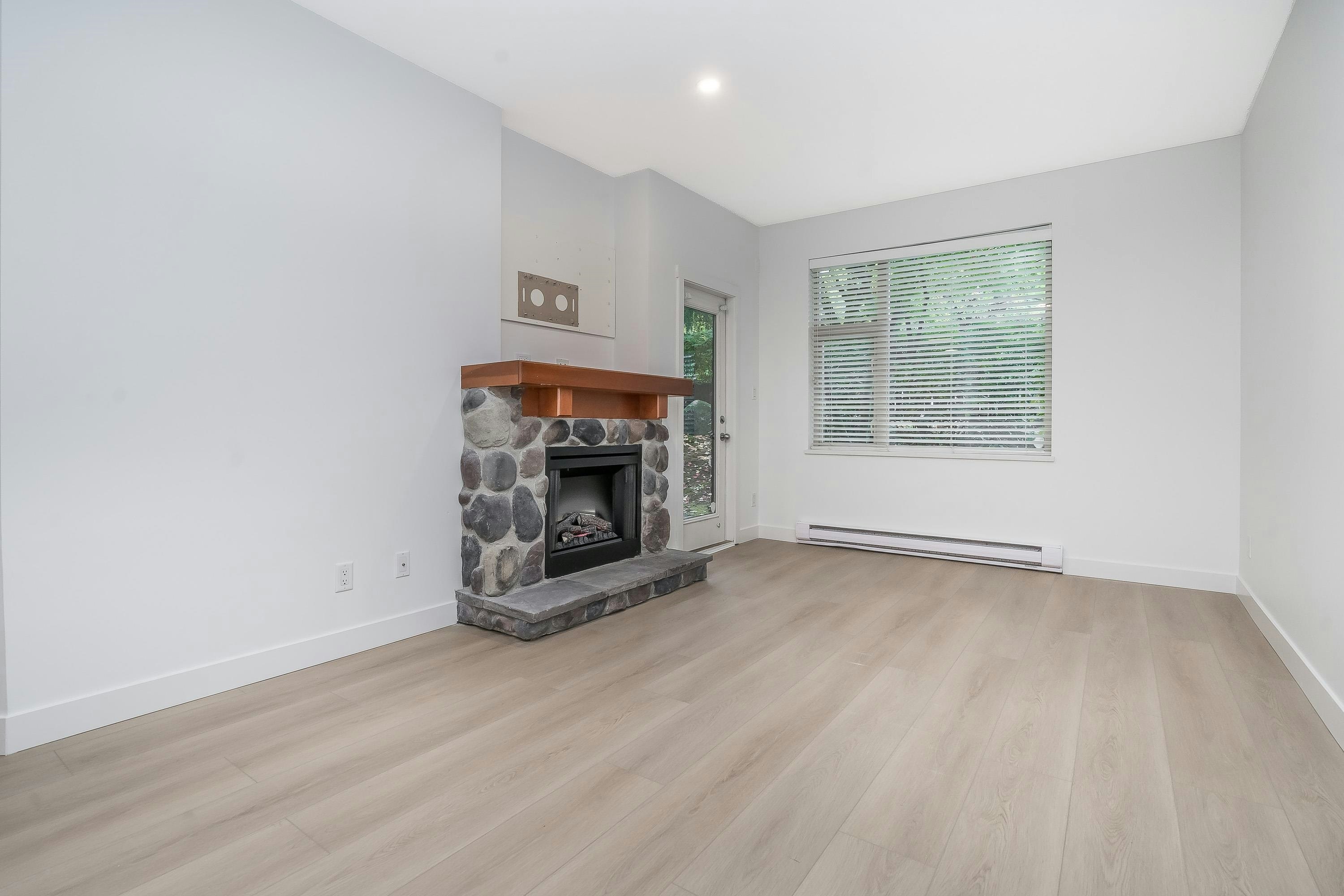 108-675 Park Crescent - 4
