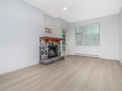 108-675 Park Crescent - 4
