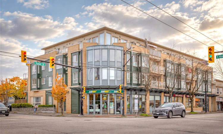 315-702 E King Edward Avenue