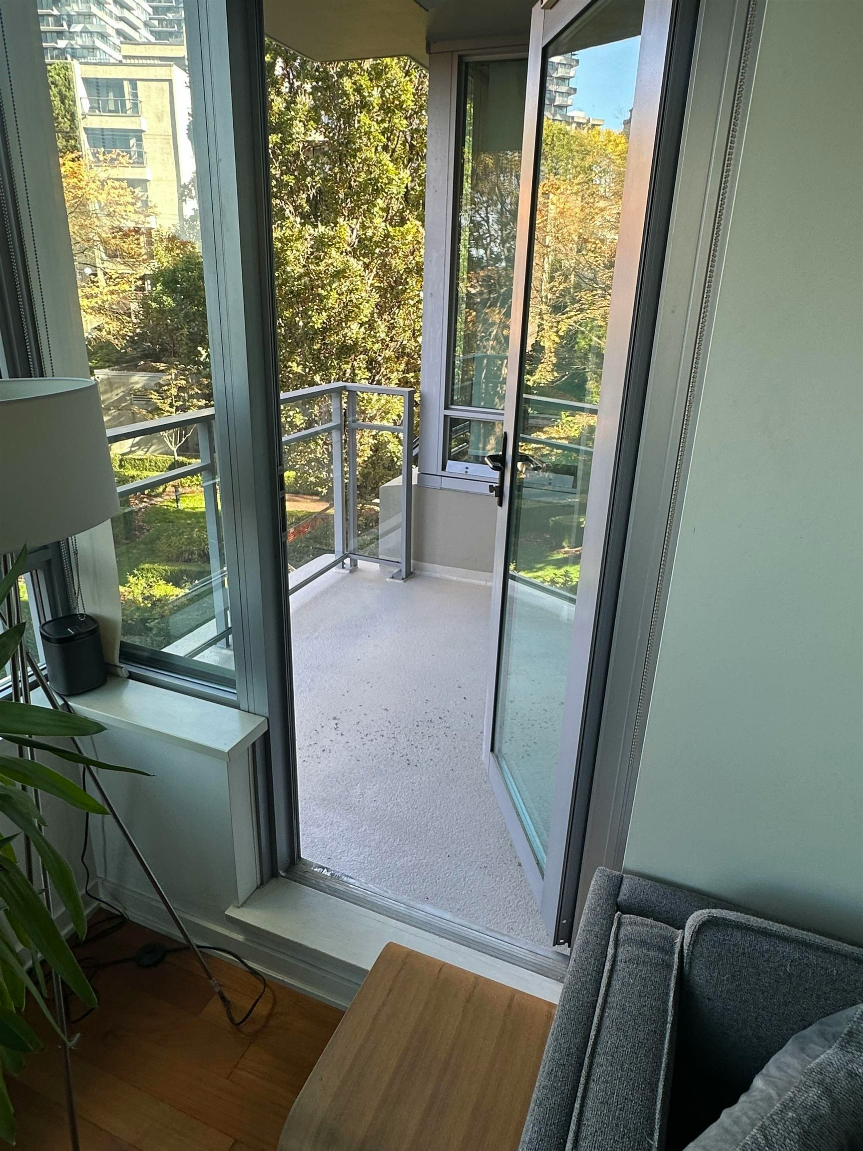405-1005 Beach Avenue, Vancouver, BC, V6E 3W2 - 3