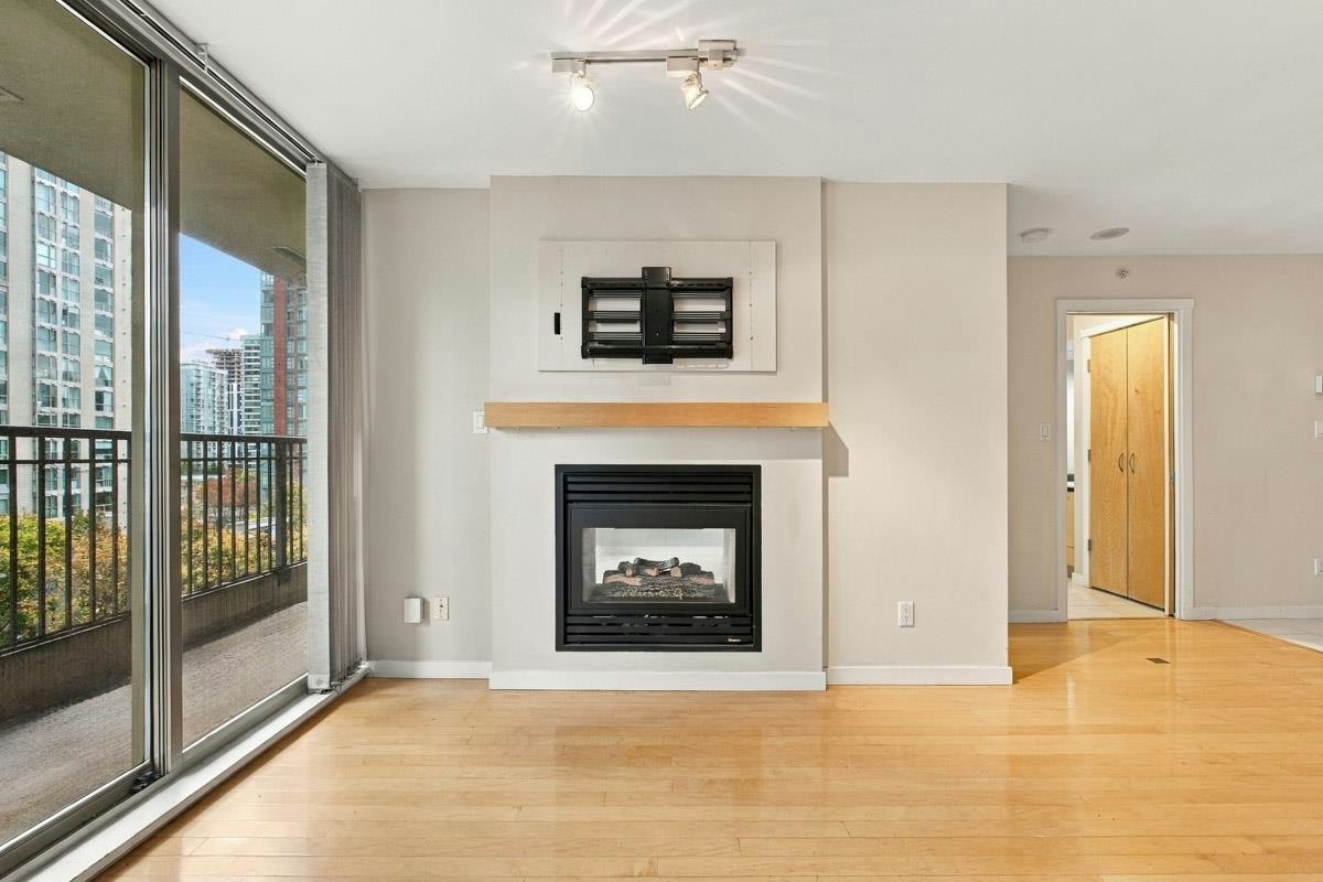 705-989 Richards Street, Vancouver, BC, V6B 6R6 - 9