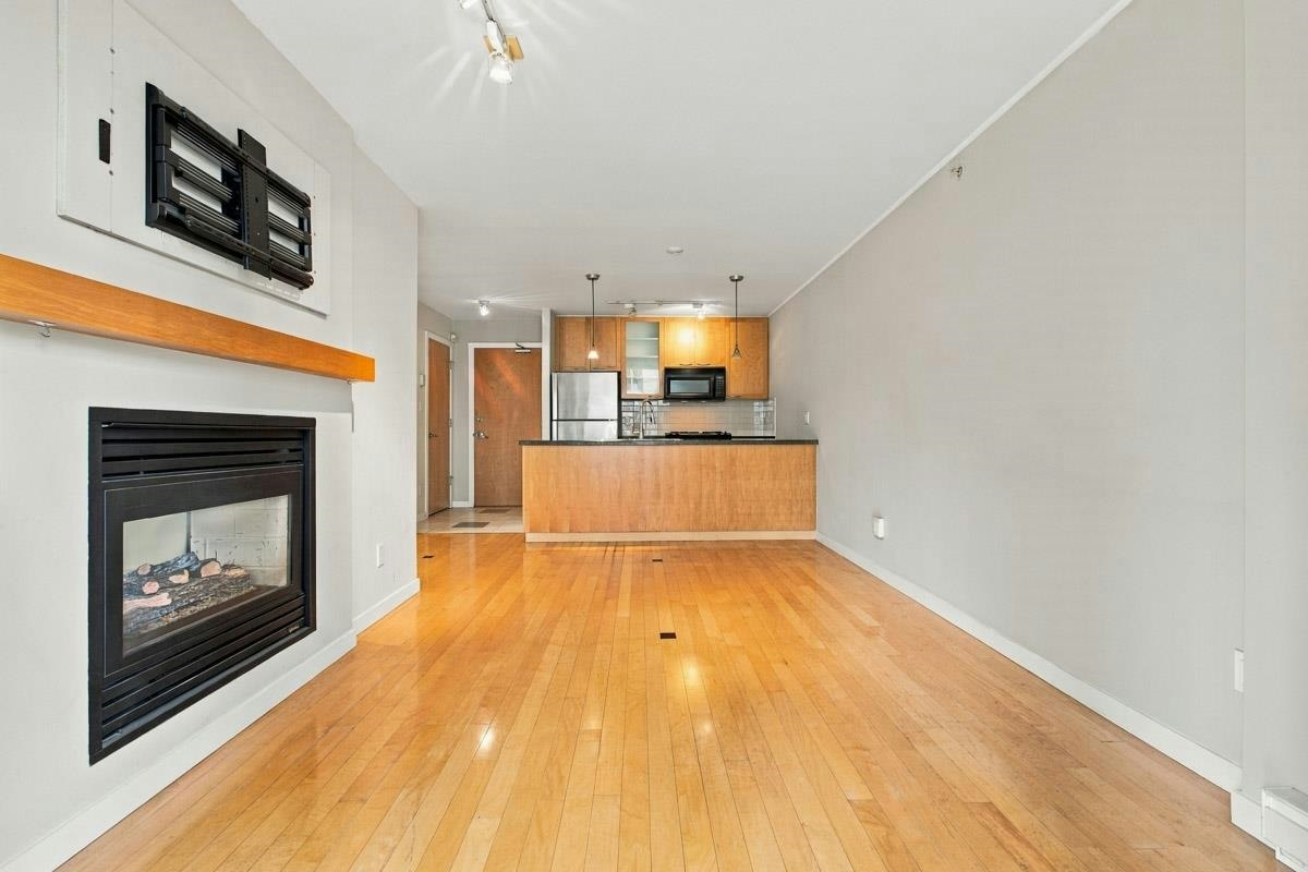 705-989 Richards Street, Vancouver, BC, V6B 6R6 - 11