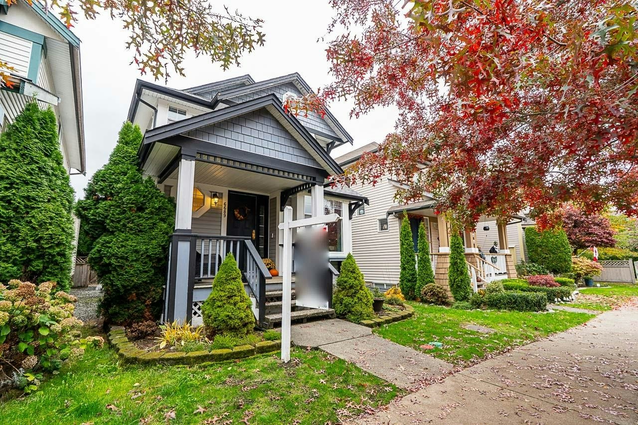 6689 185th Street, Surrey, BC, V3S 9B2