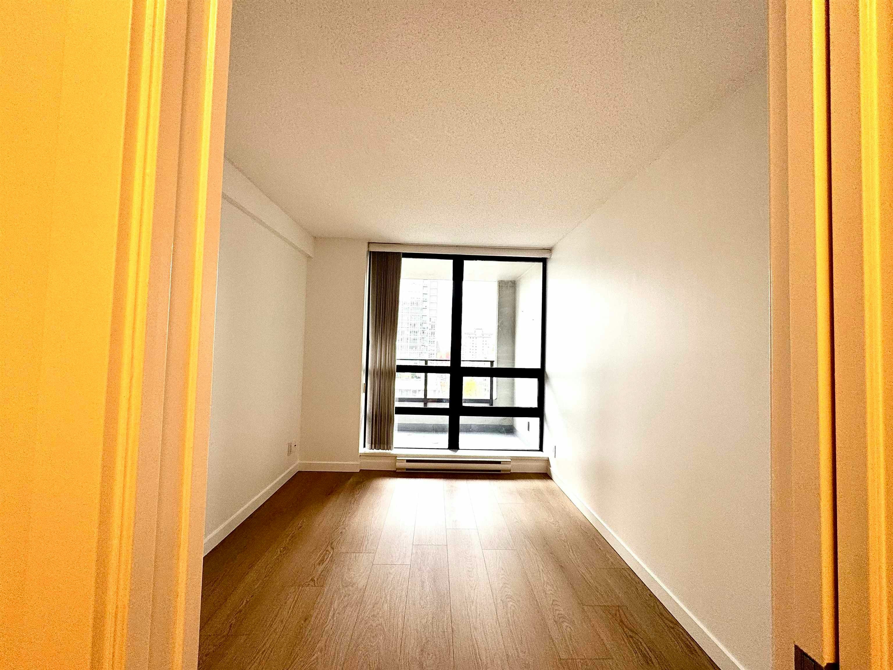 1308-938 Smithe Street, Vancouver, BC, V6Z 3H8 - 11