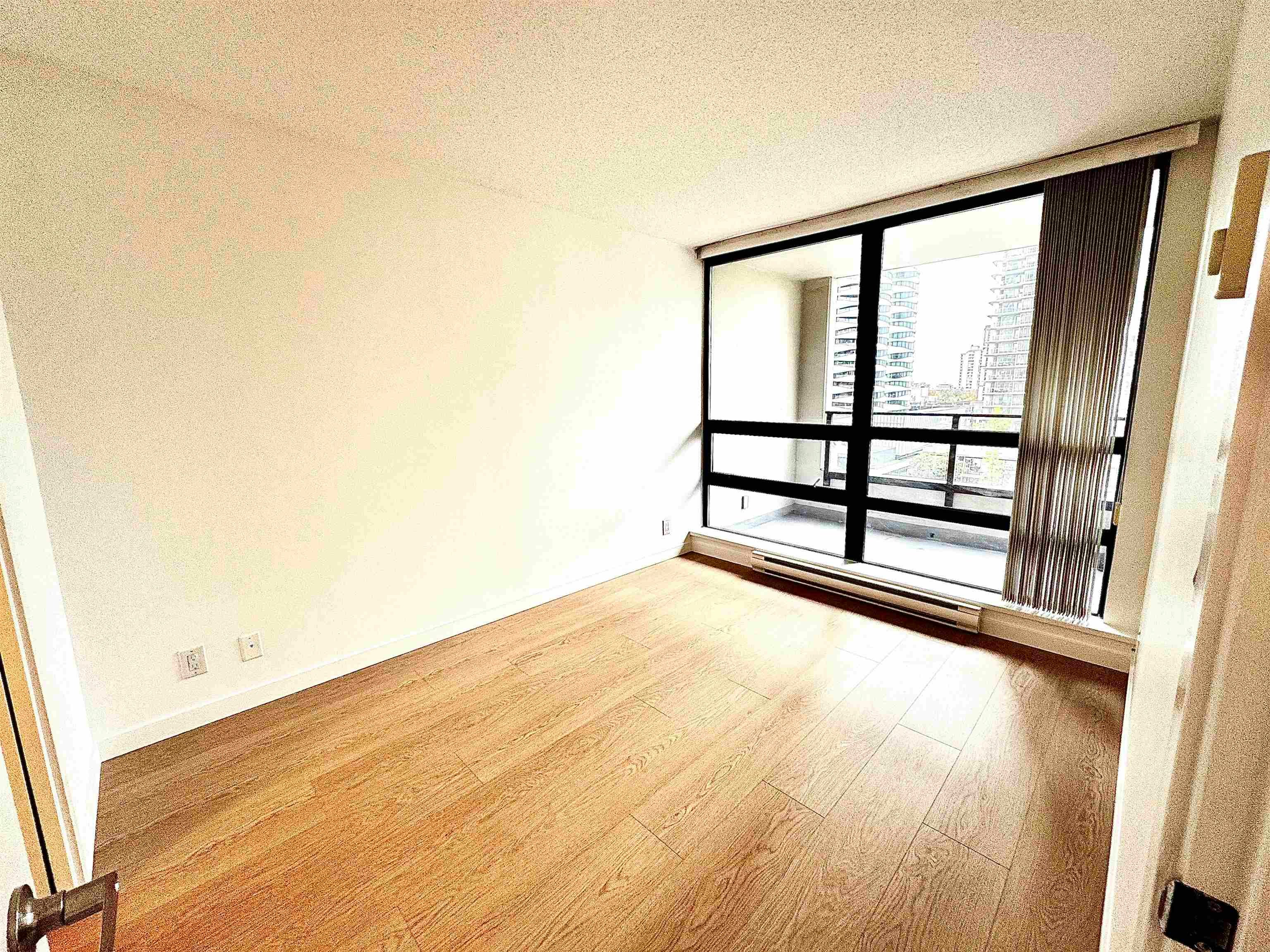 1308-938 Smithe Street, Vancouver, BC, V6Z 3H8 - 14