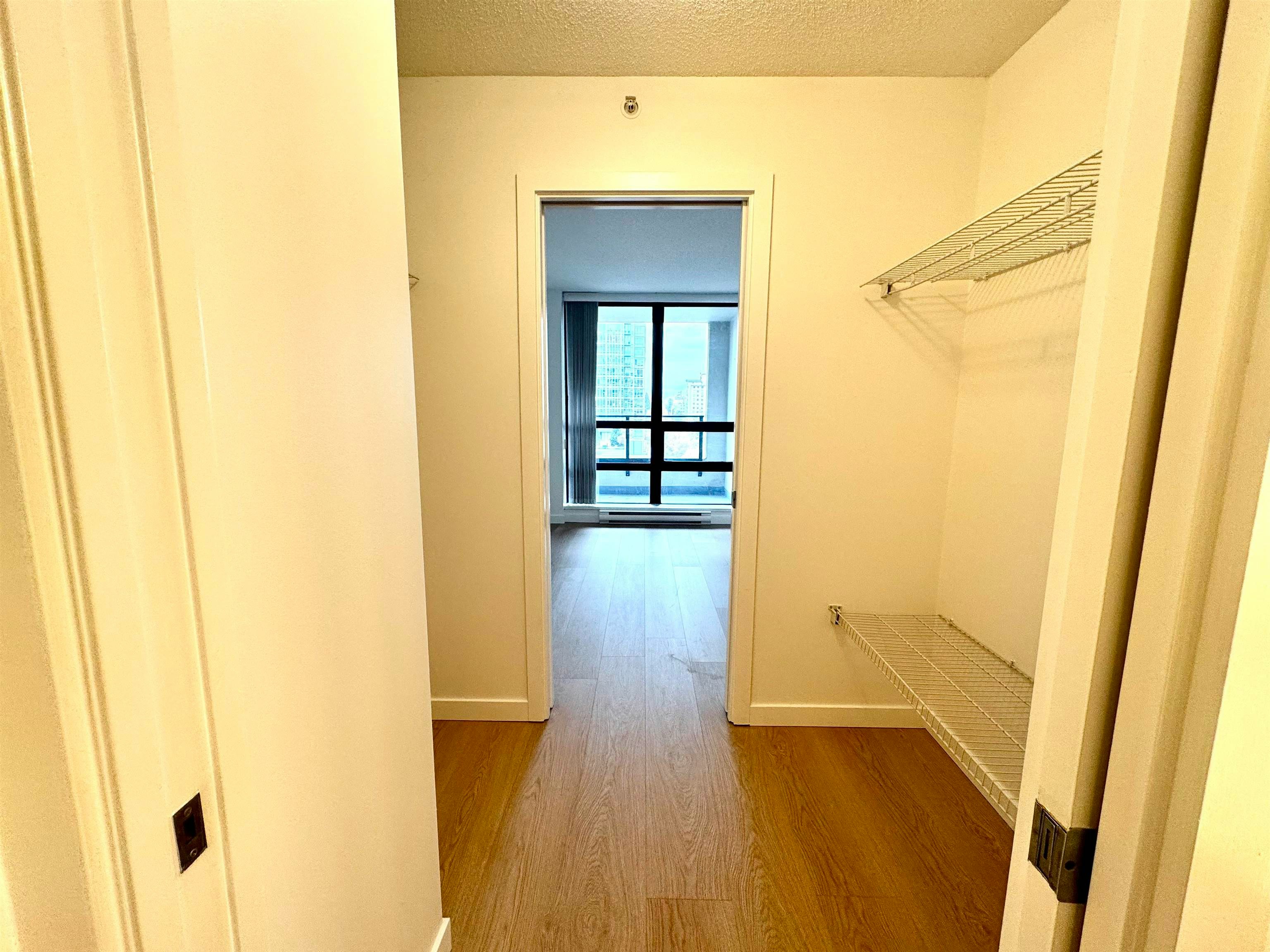 1308-938 Smithe Street, Vancouver, BC, V6Z 3H8 - 9