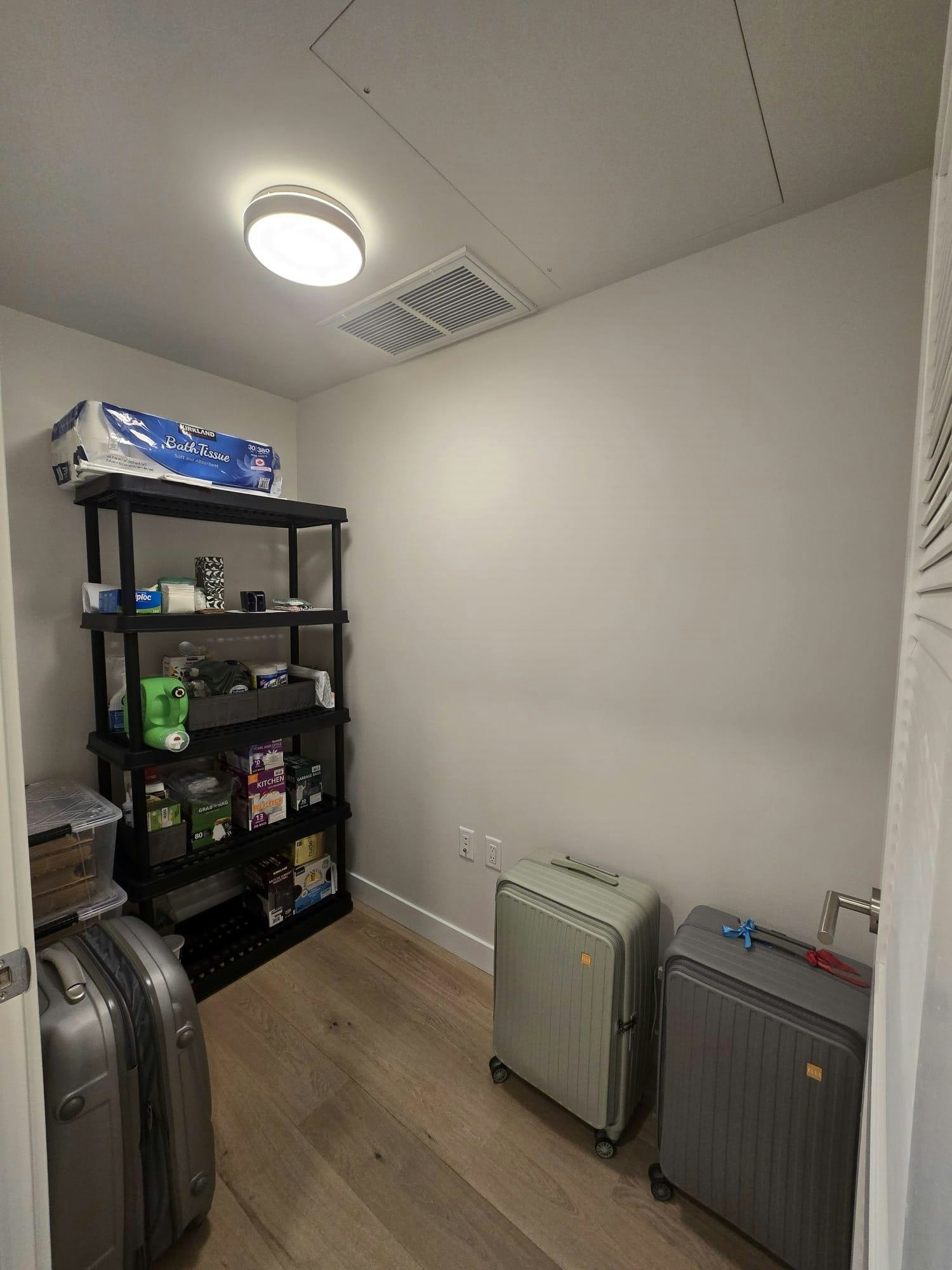 302-5007 Ash Street, Vancouver, BC, V5Z 0K9 - 4