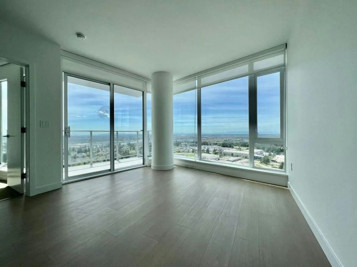 1xx3-7769 Park Crescent, Burnaby, BC, V3N 0J7 - 3