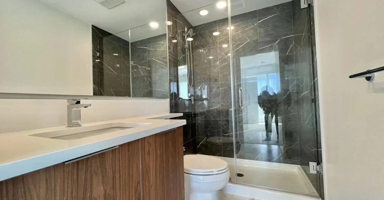 1xx3-7769 Park Crescent, Burnaby, BC, V3N 0J7 - 7