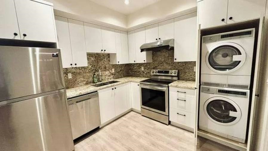 418 E 12th Street, North Vancouver, BC, V7L 2K3 - 8