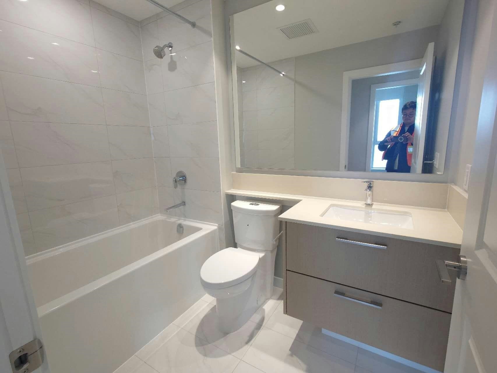 27xx-5938 Olive Avenue, Burnaby, BC, V5H 0M6 - 7